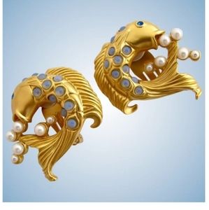Vintage Elizabeth Taylor for Avon Koi Fish Earring